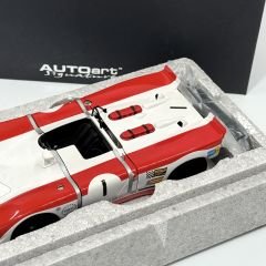 1:18 Porsche 908/02 Watkins Glen Winner Siffert 1969 - Autoart