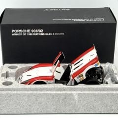 1:18 Porsche 908/02 Watkins Glen Winner Siffert 1969 - Autoart