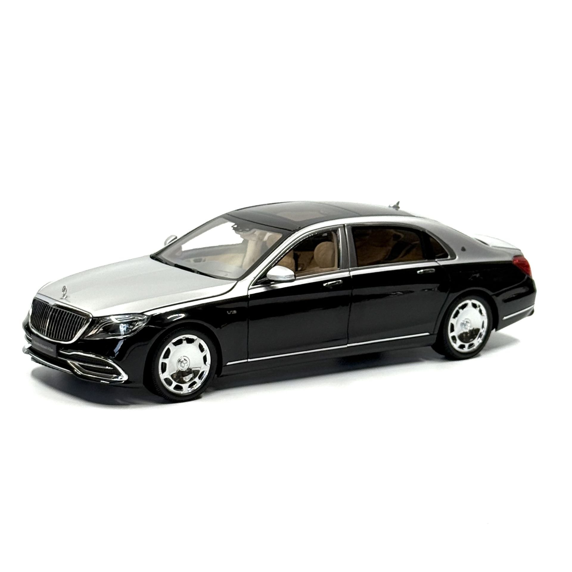 1:18 Mercedes-Maybach S Class S650 Black/Silver 2019 - Almost Real