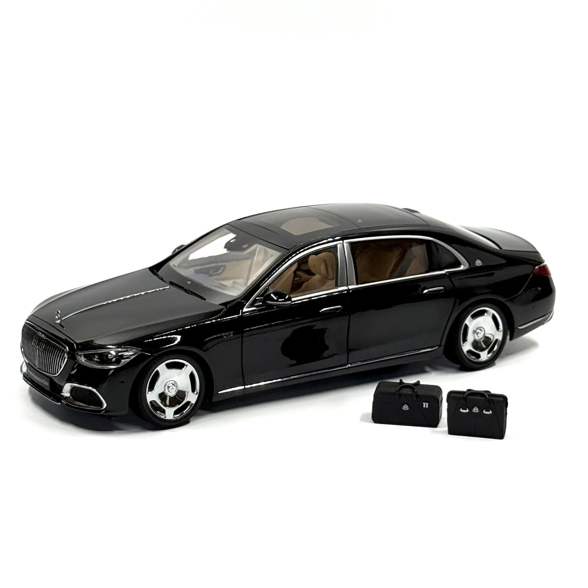 1:18 Mercedes-Maybach S Class S680 Black 2021 - Almost Real