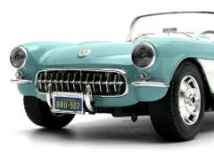 1:18 Chevrolet Corvette C1 1957 - Burago İtalyan