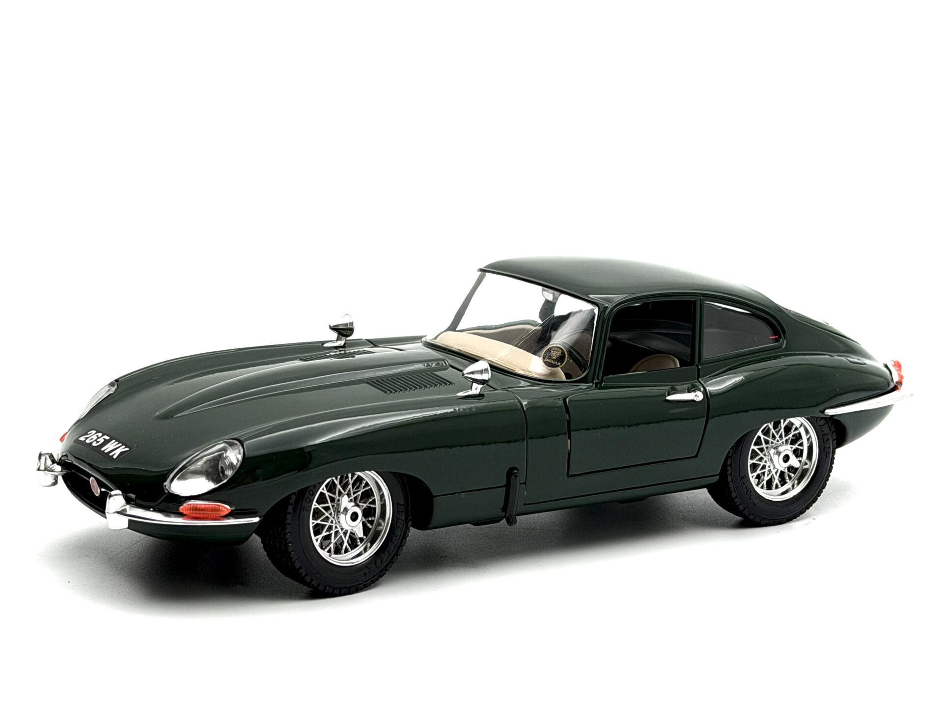 1:18 Jaguar Type E Coupe 1961 Green - Burago İtalyan