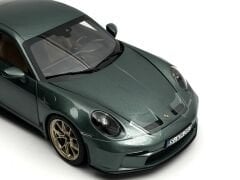 1:18 Porsche 911 992 GT3 Touring 2021 Malachite Green - Norev