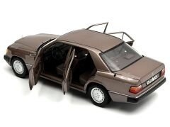 1:18 Mercedes-Benz 230E W124 1989 Rosewood - Norev Dealer