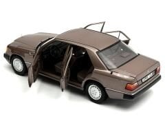 1:18 Mercedes-Benz 230E W124 1989 Rosewood - Norev Dealer