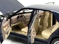 1:18 Mercedes-Benz S500 Lang W140 1989 Blue Met - Norev