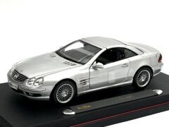 1:18 Mercedes-Benz SL 55 AMG Silver 2002 - Maisto