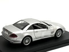 1:18 Mercedes-Benz SL 55 AMG Silver 2002 - Maisto