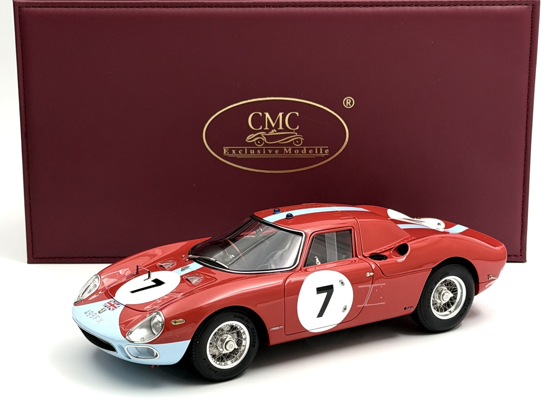1:18 Ferrari 250 LM 1964 12H Reims Winner 1500 LE - CMC