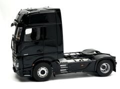 1:18 Mercedes-Benz Actros L Gigaspace 4x2 Black - NZG