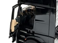 1:18 Mercedes-Benz Actros L Gigaspace 4x2 Black - NZG