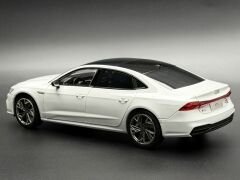 1:18 AUDI A7 Long 45 TFSI Quattro White