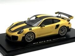 1:18 Porsche 911 GT2 RS Weissach Package Yellow AÇIKLAMA - Spark Dealer