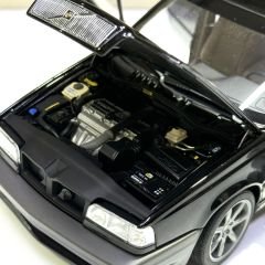 1:18 Volvo 850R Sedan 1996 Black 79502 - Autoart