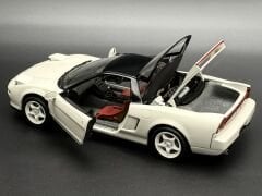 1:18 Honda NSX Type R White 1992 AÇIKLAMA - Kyosho