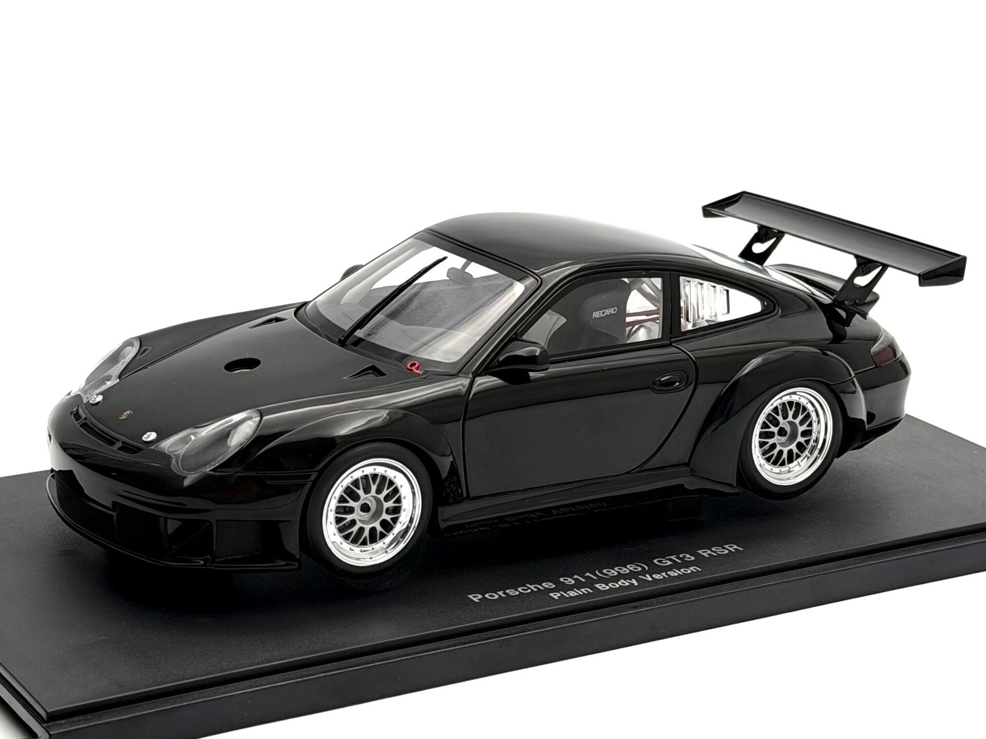 1:18 Porsche 911 996 GT3 RSR Plain Body 2005 - Autoart