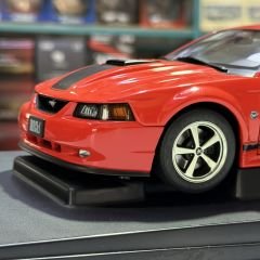 1:18 Ford Mustang Mach 1 2004 Competition Orange - Autoart