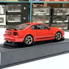 1:18 Ford Mustang Mach 1 2004 Competition Orange - Autoart