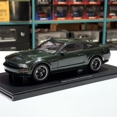 1:18 Ford Bullitt Mustang GT 2008 Highland Green Met - Autoart