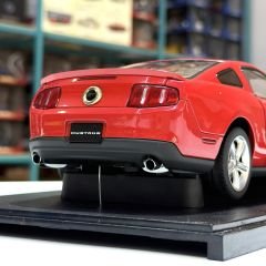 1:18 Ford Mustang GT Torch Red 2010 72913 - Autoart