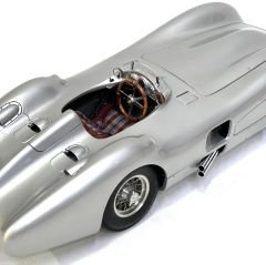 1:18 Mercedes-Benz W196R Streamliner Body 1954/1955 Silver -CMC