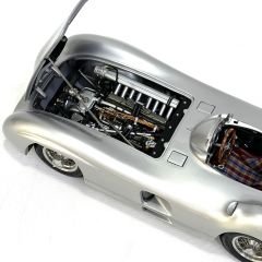 1:18 Mercedes-Benz W196R Streamliner Body 1954/1955 Silver -CMC