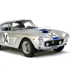 1:18 Ferrari 250 GT Berlinetta Passo Corto SWB 1961 Le Mans -CMC