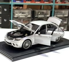1:18 Mercedes-Benz C63 AMG Silver with Leather Seat W204 - Autoart