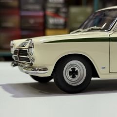 1:18 Lotus Cortina Mk1 6H Brands Hatch Winner 1964 - Autoart