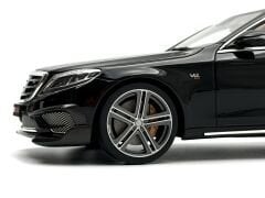 1:18 Mercedes-Benz S65 AMG BRABUS Rocket 900 GT172 - GT Spirit