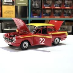 1:18 Lotus Cortina Mk1 Budapest Class Winner 1964 Red - Autoart
