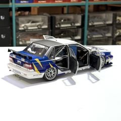 1:18 Volvo 850 Sedan British TCC 1995 Rydell 89594 - Autoart