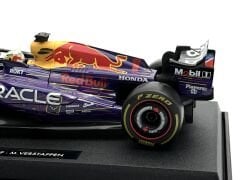 1:18 Oracle Red Bull RB19 Las Vegas Max Verstappen 2023 - Burago