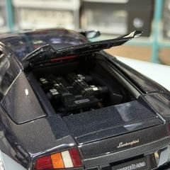 1:18 Lamborghini Murcielago 2001 Black 74513 Açıklama - Autoart