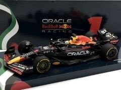 1:18 Red Bull Racing RB18 Max Verstappen Abu Dhabi Winner 2022 - Minichamps
