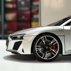 1:18 AUDI R8 Coupe V10 Silver 2021 - KengFai