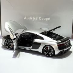 1:18 AUDI R8 Coupe V10 Silver 2021 - KengFai