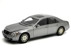 1:18 Maybach 57 SWB 2005 Himalayas Grey 76152 - Autoart Millennium