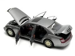 1:18 Maybach 57 SWB 2005 Himalayas Grey 76152 - Autoart Millennium