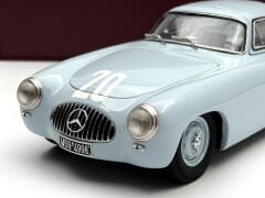 1:18 Mercedes-Benz 300SL GP of Bern 1952 #20 Hermann Lang - CMC