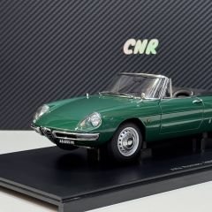 1:18 Alfa Romeo 1600 Duetto Spider Green 1966 - Autoart