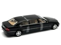 1:18 Mercedes-Benz S600 Pullman Black W220 - SunStar