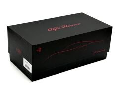 1:18 Alfa Romeo 33 Stradale Rosso Alfa 2025 - BBR