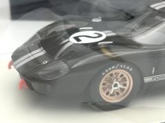 1:18 Ford GT40 Mk2 1966 Le Mans Winner B.McLaren - Spark