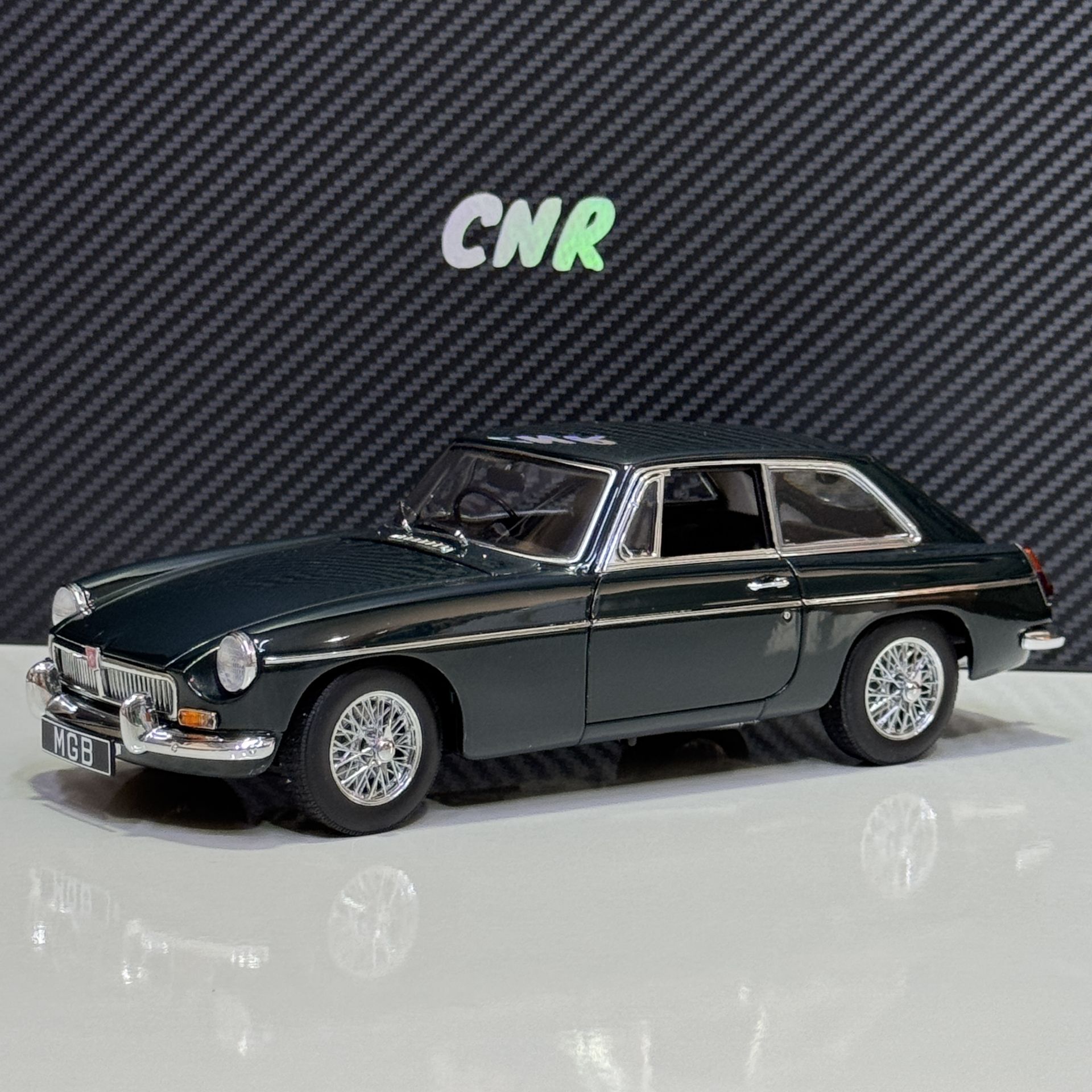 1:18 MGB GT Coupe MK2 1969 Racing Green - Autoart