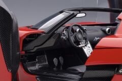 1:18 Koenigsegg Agera RS Chili Red / Carbon 79022 - Autoart