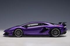 1:18 Lamborghini Aventador SVJ Viola Pasifae 79179 - Autoart
