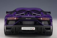 1:18 Lamborghini Aventador SVJ Viola Pasifae 79179 - Autoart