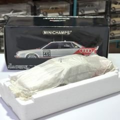 1:18 AUDI V8 Quattro #45 DTM 1993 Team SMS Haupt - Minichamps
