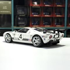 1:18 Ford GT LM Race Car Spec II Gran Turismo - Autoart Millennium